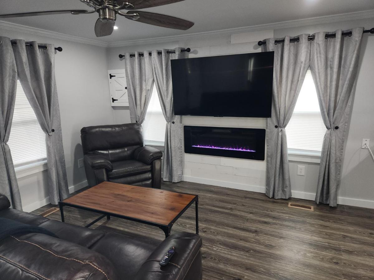 Coastal Getaway Villa Morehead City Exteriör bild